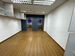 Golden Sultan Plaza (D7), Retail #457136421